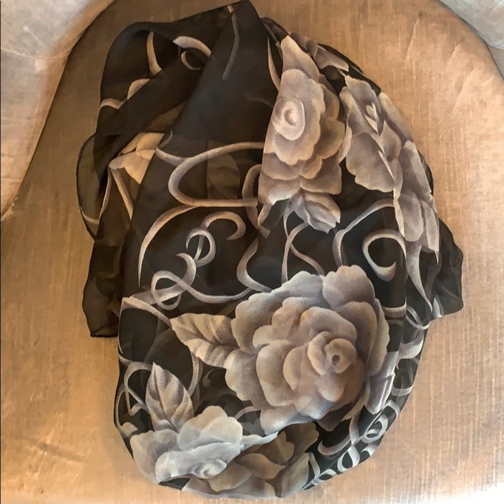Beautiful Rose Scarf